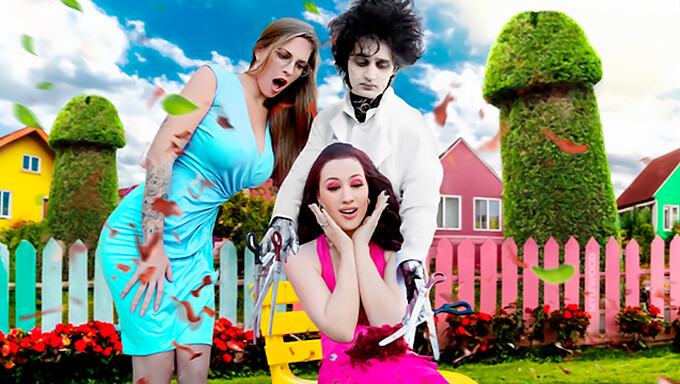 Edward Scissorhands Parodia Con Due Milf Naturali E Prosperose E Azione Con Giocattoli