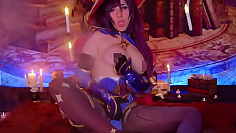 Mona Megistuksen Aistillinen Dildoleikki Genshin Impact -Cosplayssa