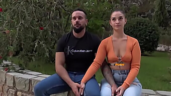 Primeiro Pornô E Experiência Ao Ar Livre De Um Casal Europeu Amador