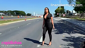 La Sexy Latina Fa Un Pompino E Viene Scopata In Autostrada Da Un Talentuoso Camionista - Lina Nakamura E John Coffee